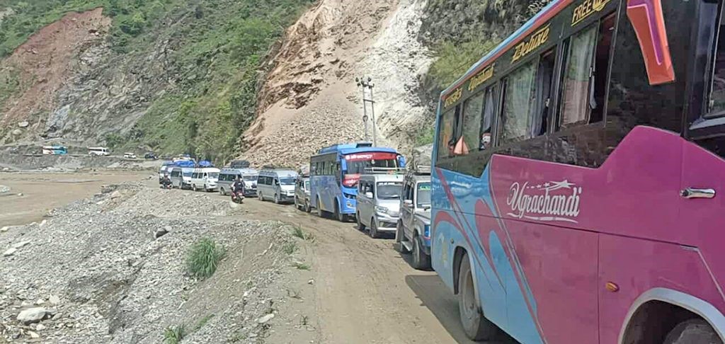 १५ भदौसम्म बीपी राजमार्गमा राति सवारी सञ्चालनमा रोक