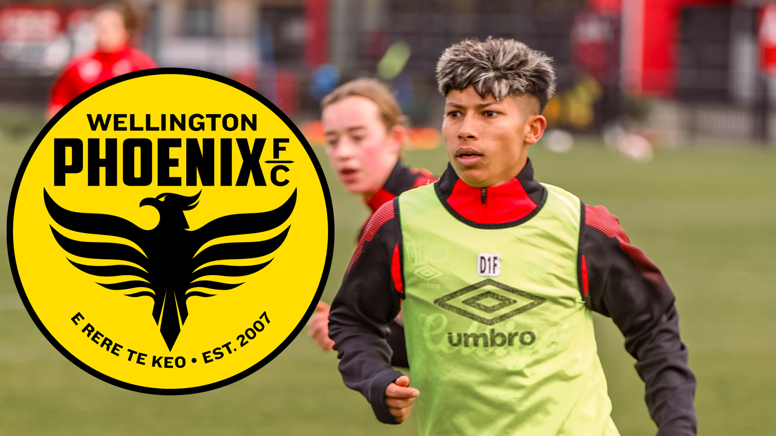 वेलिंगटन फिनिक्समा साम्बा अनुबन्धित