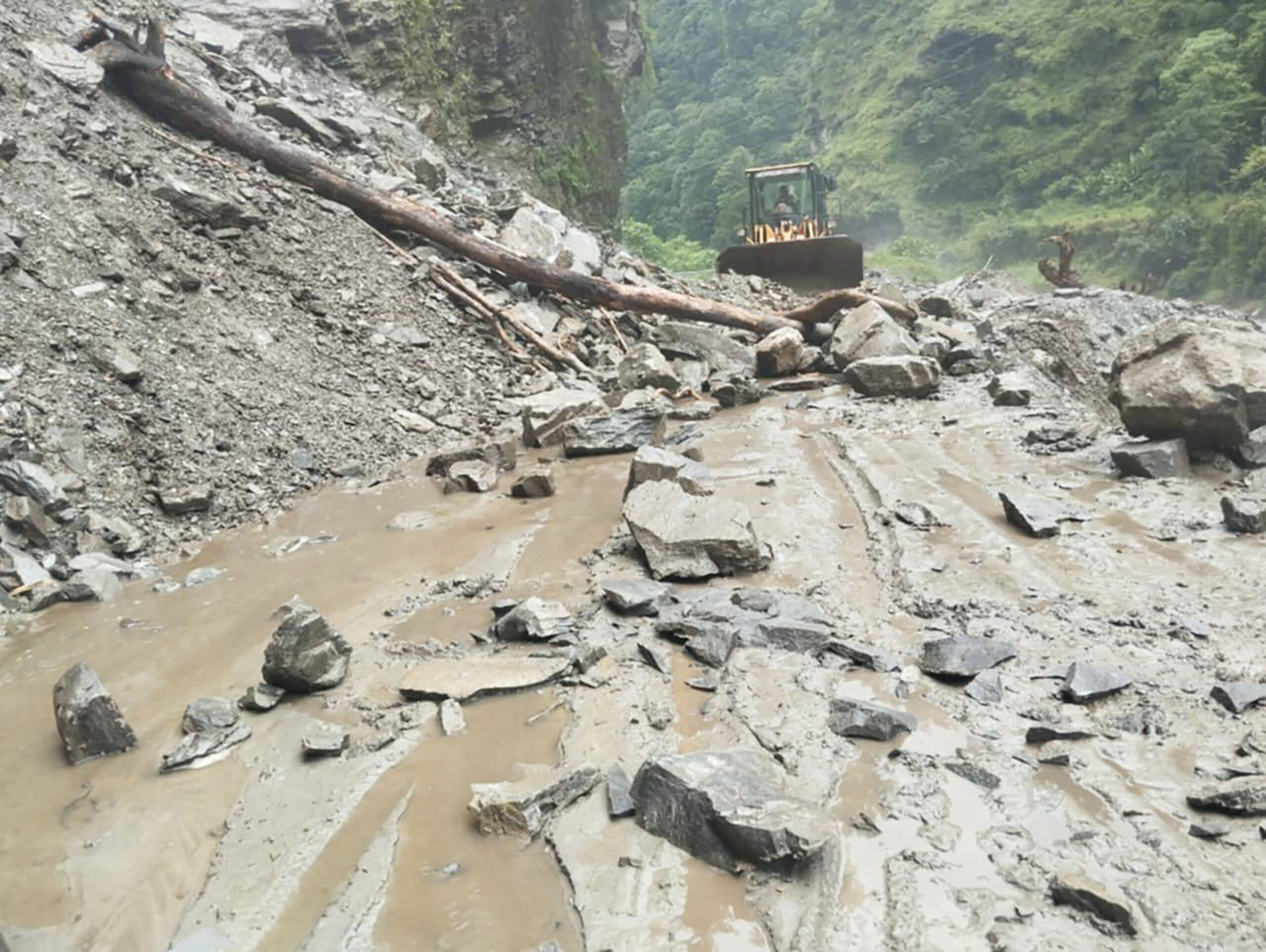 बुटवल-नारायणगढ सडक पुनः अवरुद्ध