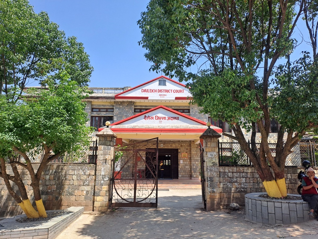 ठाटीकाँधबाट शिशु चोरी गर्ने किशोरीलाई ३ वर्ष ४ महिना कैद सजाय