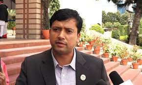 स्पेनमा मान्छे छाडियो’ दाबीपछि दलबीच आरोप–प्रत्यारोप चर्कियो