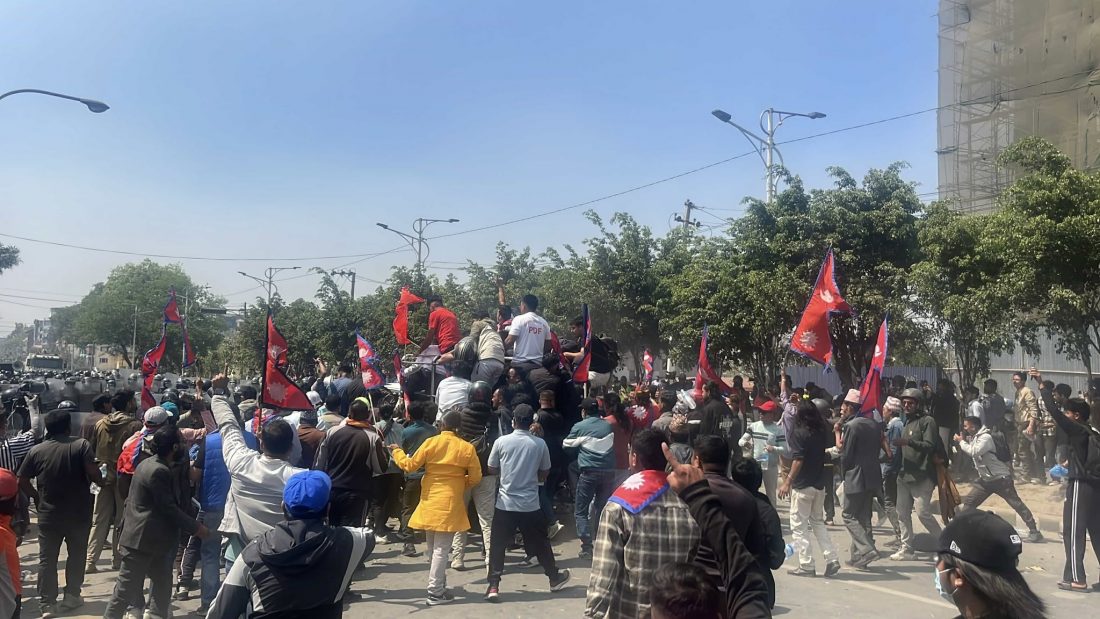 दुर्गा प्रसाईंको गाडीभित्र भिडियो खिचेका पत्रकार ५ हजार धरौटीमा रिहा