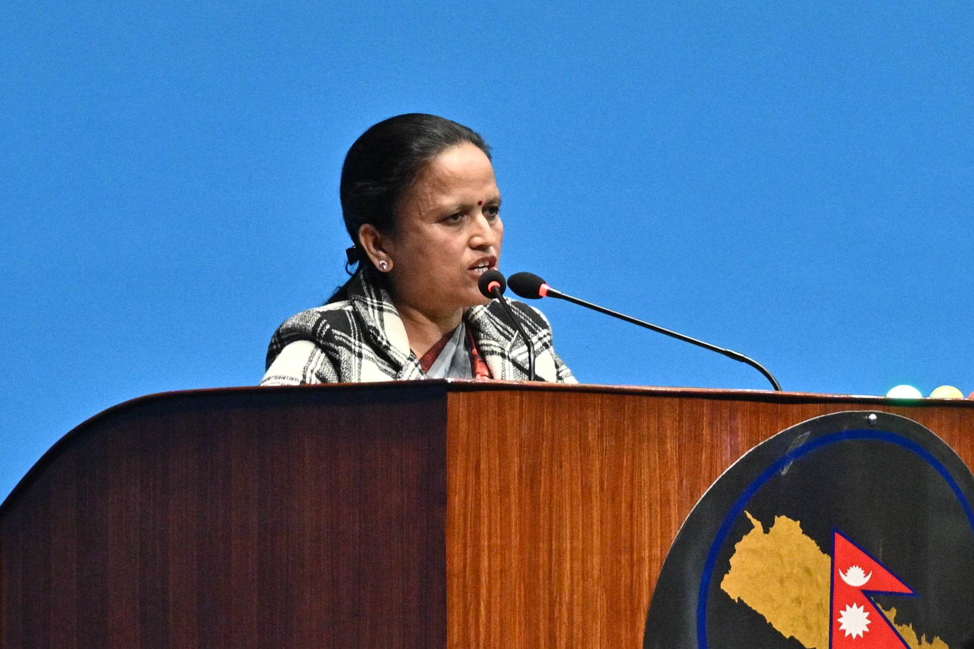 मन्त्री गुप्ताको घुस डिल प्रकरणमा माओवादी केन्द्रले माग्यो प्रधानमन्त्री ओलीको जवाफ