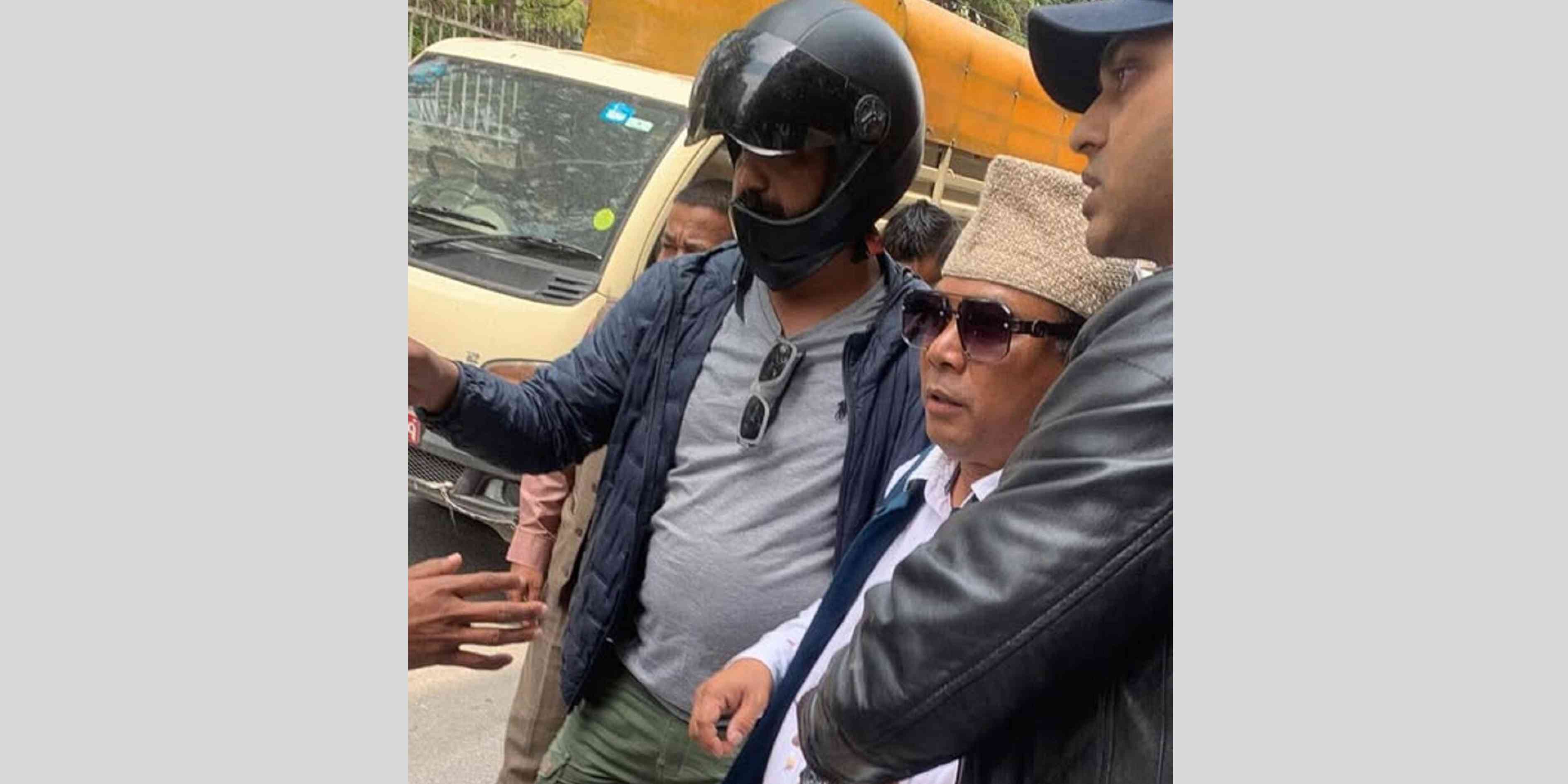 नागरिक उन्मुक्ति पार्टीका संरक्षक रेशम चौधरी पक्राउ