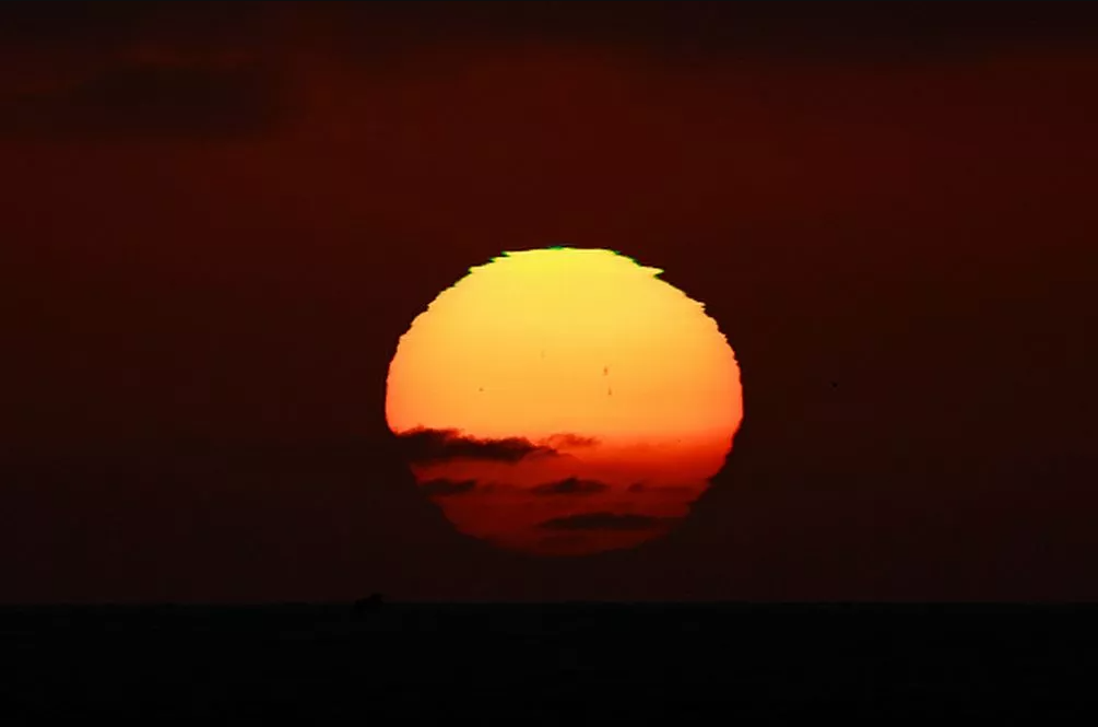 सूर्यलाई धमिलो बनाएर पृथ्वी चिस्याउने तयारीमा बेलायती वैज्ञानिक