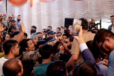 नाराबाजी र होहल्लापछि राप्रपा युवा संगठनको अधिवेशन स्थगित