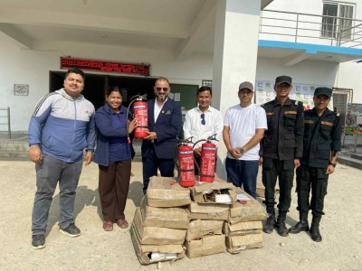 सल्यानका शारदा र बागचौरलाई विपद् व्यवस्थापन सामग्री हस्तान्तरण