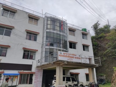 दुल्लु नगरपालिकाले भन्यो : समयमै विद्यार्थी भर्ना गर्नु 
