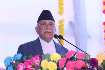 प्रधानमन्त्री ओली: मधेसमा पानीको आवश्यकता पूरा गर्न तत्काल डिप बोरिङ जडान गरिन्छ