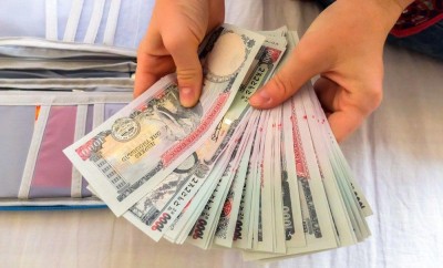 एक वर्षमा झण्डै १४ सय किलो सुन आयात, सुन आयातबाट करिब २ अर्बको राजस्व संकलन