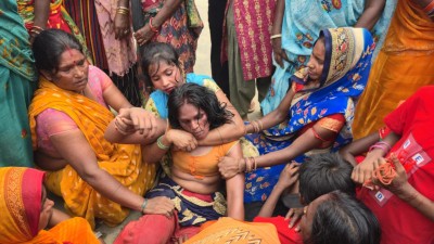 सिरहा प्रादेशिक अस्पतालमा बालकको मृत्युपछि तनाव, आफन्त र गाउँले आक्रोशित