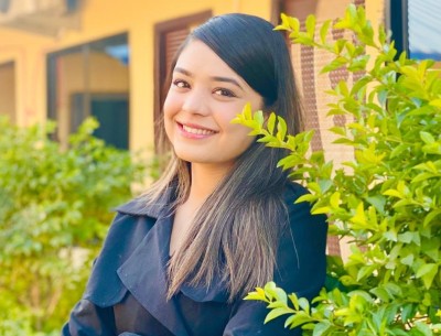 अभद्र टिप्पणी गर्नेको परिचय सार्वजनिक गरेपछि समीक्षासँग माफी माग्दै प्रयोगकर्ता