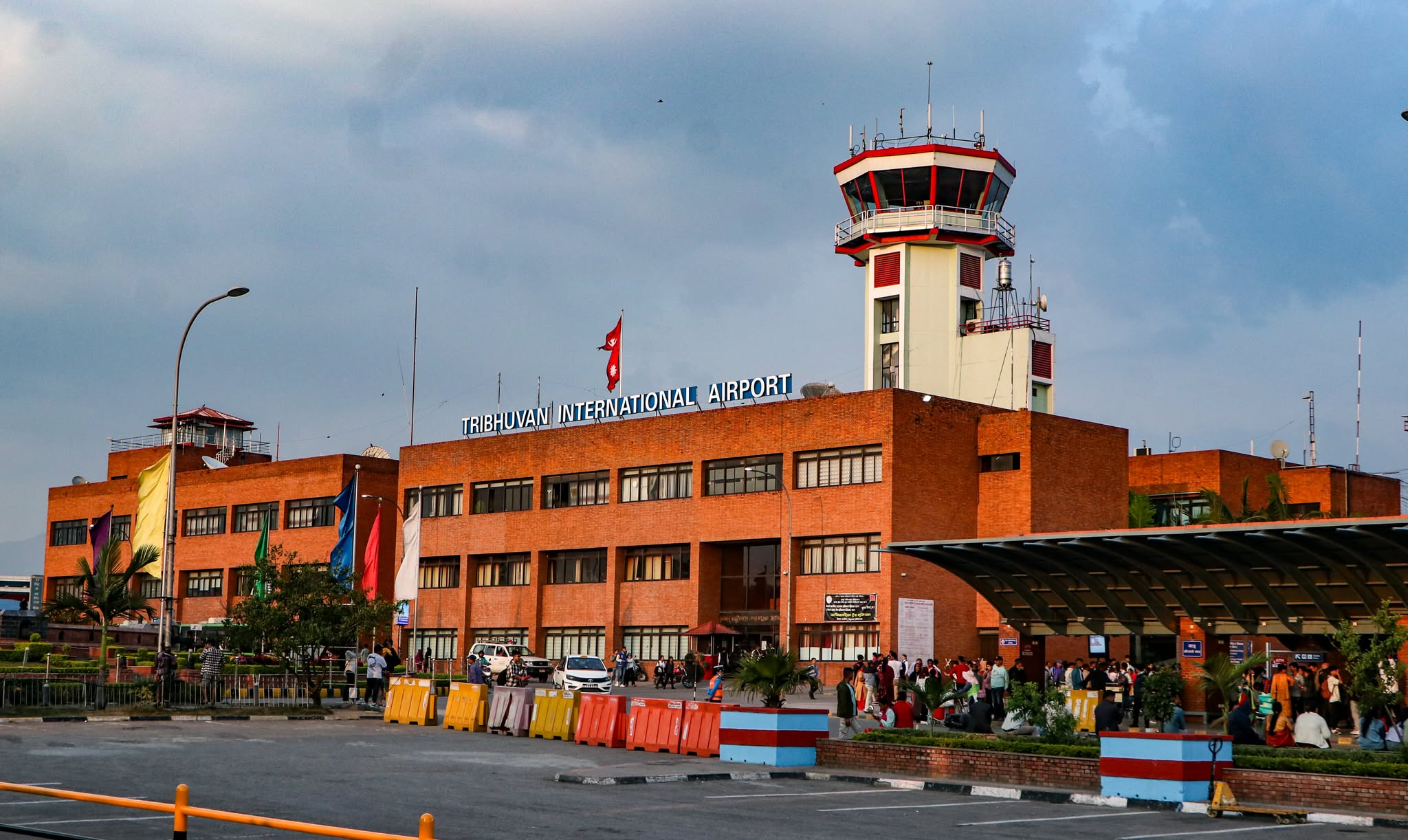 अब अध्यागमनमा ‘वेलकम’ र ‘ह्याव अ नाइस जर्नी’ अनिवार्य