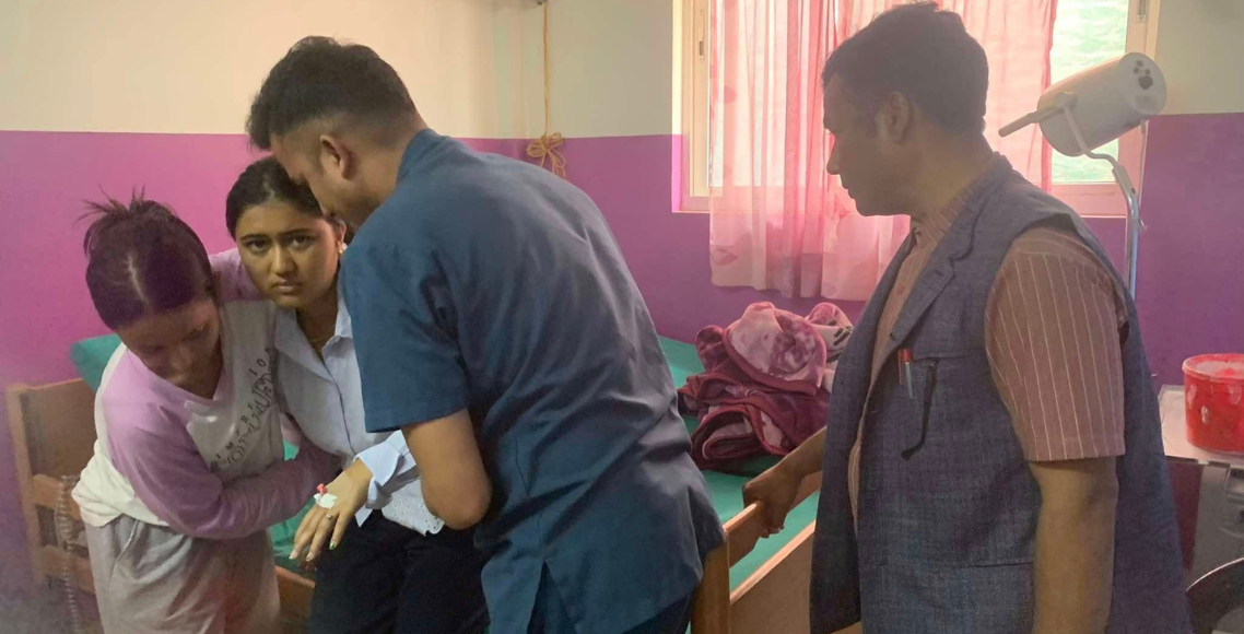 गायिका रचना रिमाल अस्पताल भर्ना